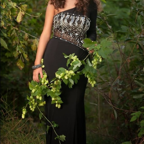 Xcite black dress - Picture 8 of 16